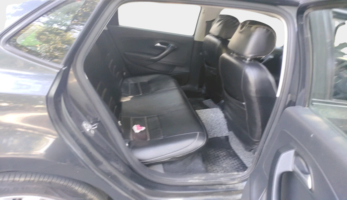 2018 Volkswagen Polo COMFORTLINE 1.0L MPI, Petrol, Manual, 76,095 km, interior