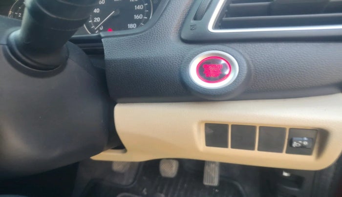 2018 Honda Amaze 1.2L I-VTEC V, Petrol, Manual, 47,064 km, interior