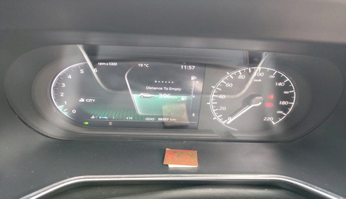 2019 Tata Harrier XZ 2.0L, Diesel, Manual, 38,257 km, interior