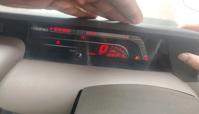 2017 Mahindra Bolero POWER PLUS ZLX, Diesel, Manual, 30,834 km, interior