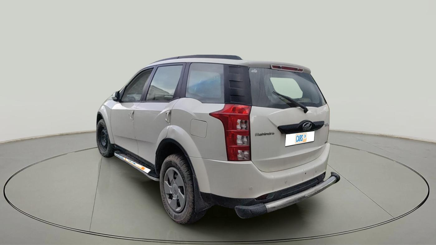 2017 Mahindra XUV500 W6, Diesel, Manual, 70,591 km, exterior