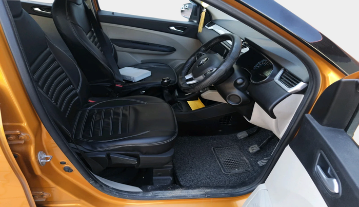 2021 Renault TRIBER RXZ DUAL TONE, Petrol, Manual, 30,663 km, interior