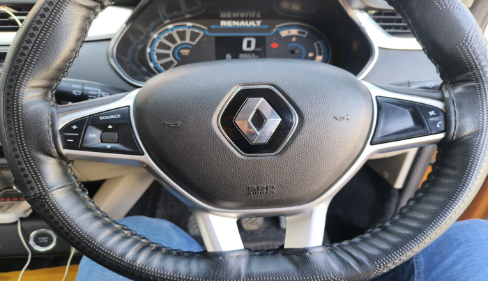 2021 Renault TRIBER RXZ DUAL TONE, Petrol, Manual, 30,663 km, interior