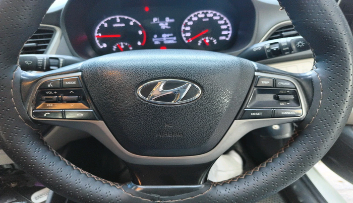 2017 Hyundai Verna 1.6 CRDI SX + AT, Diesel, Automatic, 1,55,855 km, interior