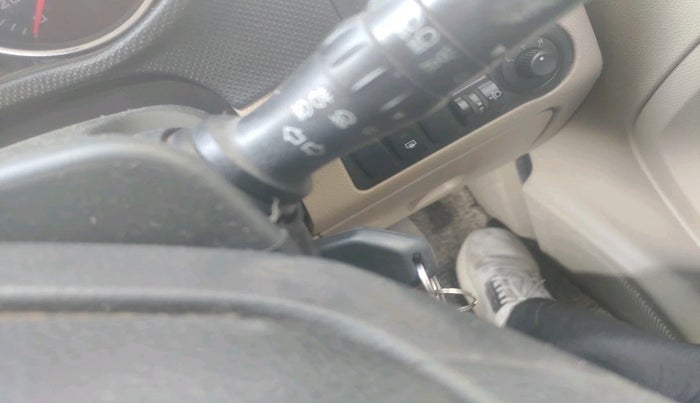 2017 Mahindra TUV300 T8 AMT, Diesel, Automatic, 1,03,199 km, interior