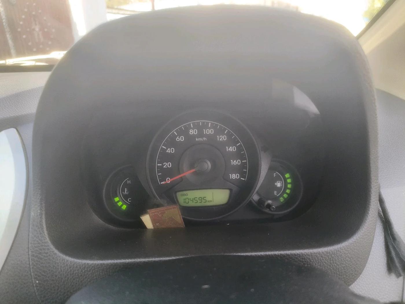 2017 Hyundai Eon ERA +, Petrol, Manual, 1,04,595 km, interior