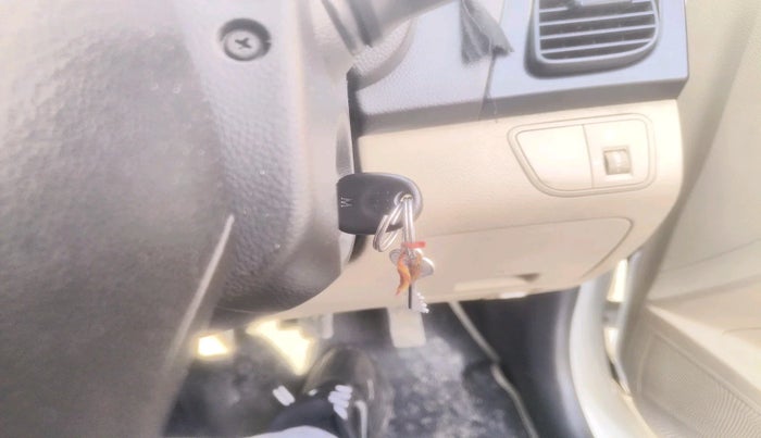 2017 Hyundai Eon ERA +, Petrol, Manual, 1,04,595 km, interior