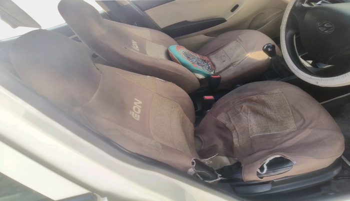 2017 Hyundai Eon ERA +, Petrol, Manual, 1,04,595 km, interior