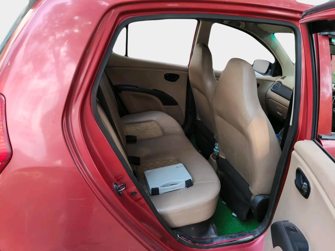 2010 Hyundai i10 MAGNA 1.2, Petrol, Manual, 82,383 km, interior