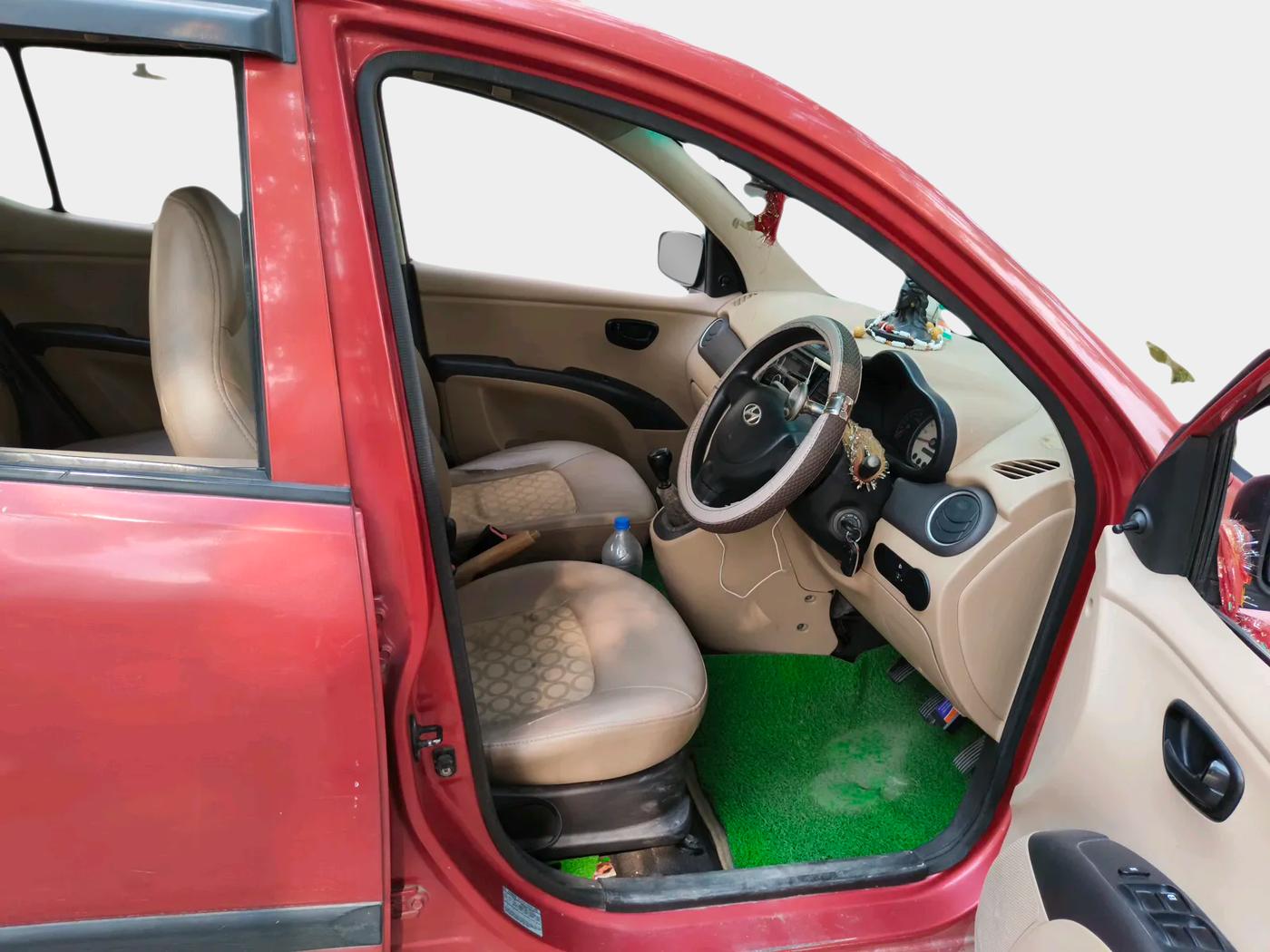 2010 Hyundai i10 MAGNA 1.2, Petrol, Manual, 82,383 km, interior