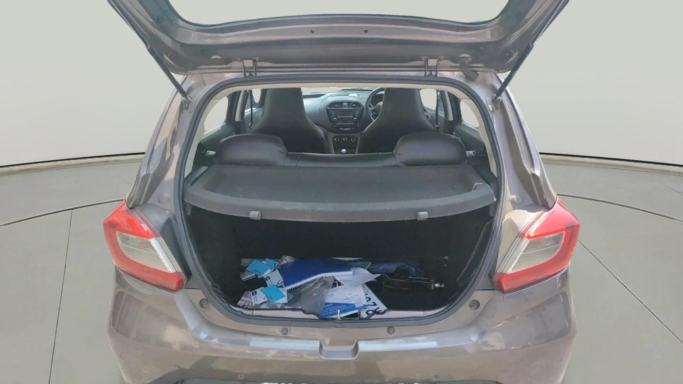 2018 Tata Tiago XT DIESEL, Diesel, Manual, 1,01,260 km, exterior