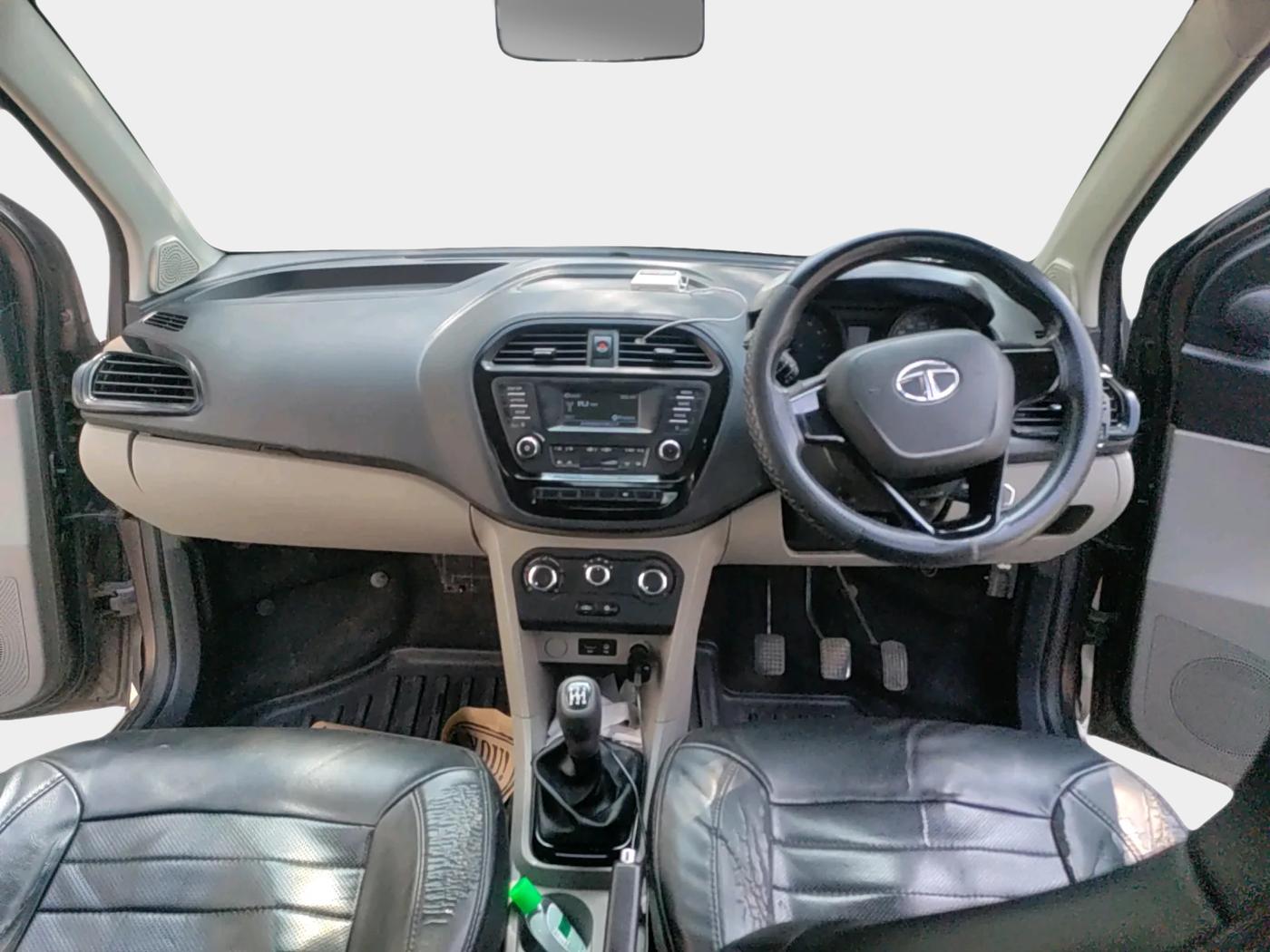 2018 Tata Tiago XT DIESEL, Diesel, Manual, 1,01,260 km, interior