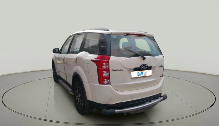 2015 Mahindra XUV500 W6, Diesel, Manual, 76,895 km, exterior