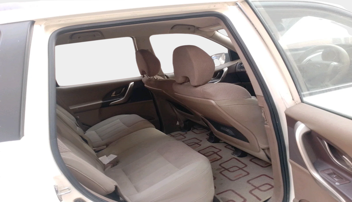 2015 Mahindra XUV500 W6, Diesel, Manual, 76,895 km, interior
