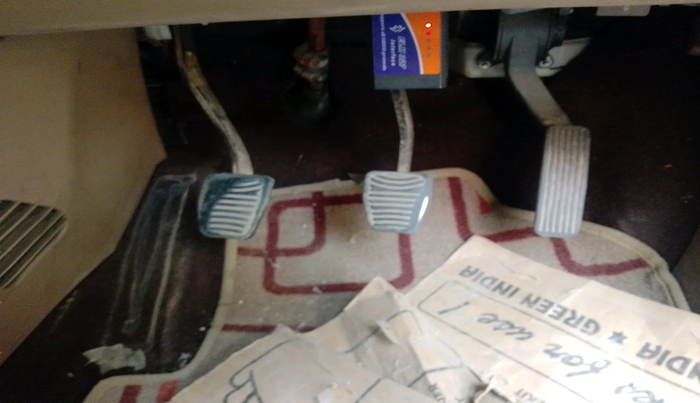 2015 Mahindra XUV500 W6, Diesel, Manual, 76,895 km, interior