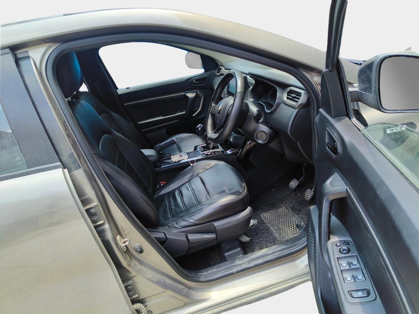 2021 Renault Kiger RXZ MT, Petrol, Manual, 91,742 km, interior