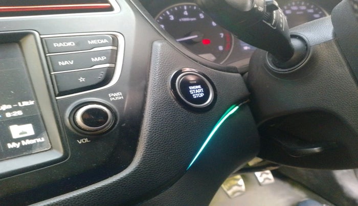 2018 Hyundai i20 Active 1.2 SX, Petrol, Manual, 62,359 km, interior