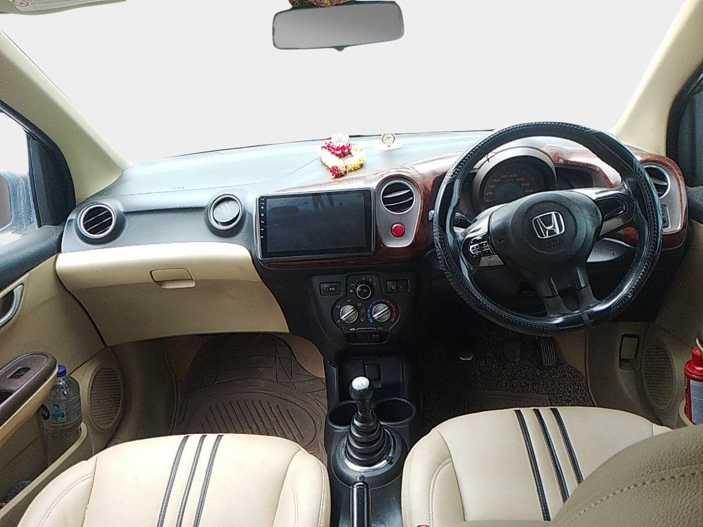 2013 Honda Amaze 1.5L I-DTEC VX, Diesel, Manual, 2,62,522 km, interior