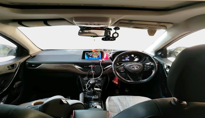 2022 Tata NEXON XZ PLUS (PREMIUM) KAZIRANGA PETROL, Petrol, Manual, 59,550 km, interior