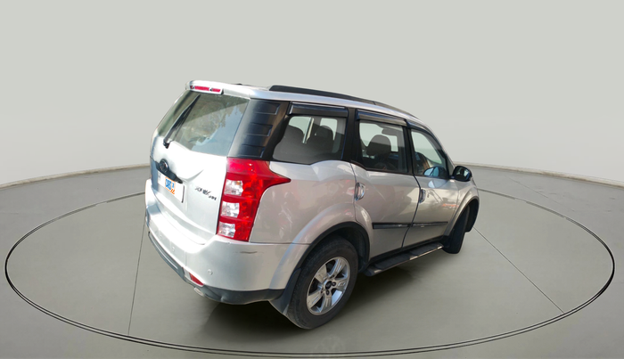 2015 Mahindra XUV500 W8, Diesel, Manual, 70,296 km, exterior