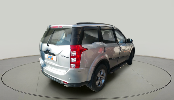 2015 Mahindra XUV500 W8, Diesel, Manual, 70,296 km, exterior