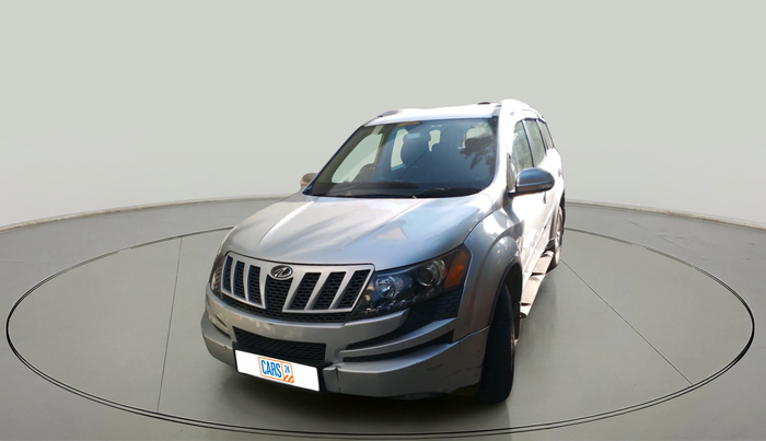 2015 Mahindra XUV500 W8, Diesel, Manual, 70,296 km, exterior