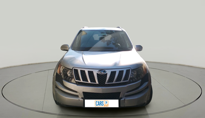 2015 Mahindra XUV500 W8, Diesel, Manual, 70,296 km, exterior