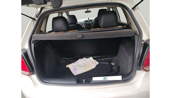 2013 Volkswagen Polo COMFORTLINE 1.2L PETROL, Petrol, Manual, 1,16,849 km, exterior