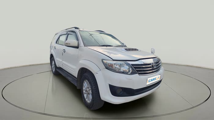 2012 Toyota Fortuner 3.0 4X2 MT, Diesel, Manual, 1,73,052 km, exterior