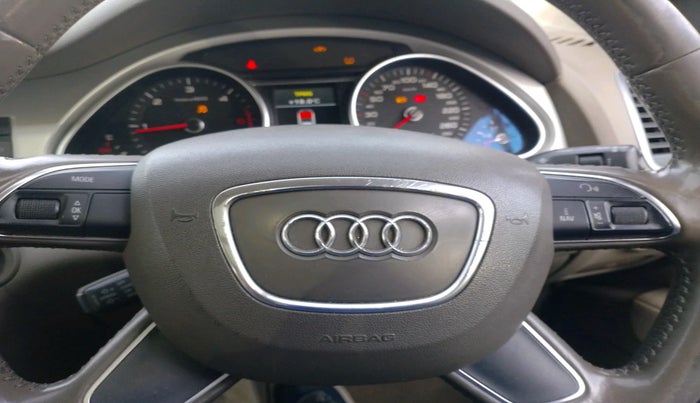 2014 Audi Q7 3.0 TDI QUATTRO, Diesel, Automatic, 1,09,365 km, interior