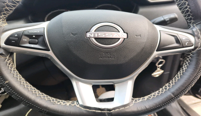 2024 Nissan MAGNITE Acenta B4D 1.0 Petrol MT, Petrol, Manual, 10,615 km, interior