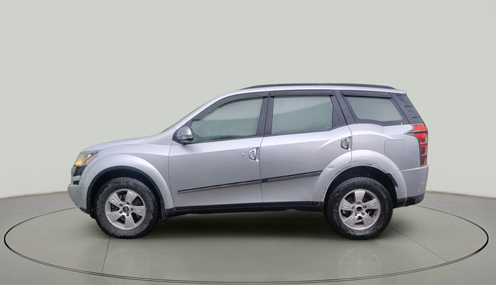 2011 Mahindra XUV500 W8, Diesel, Manual, 1,04,818 km, exterior