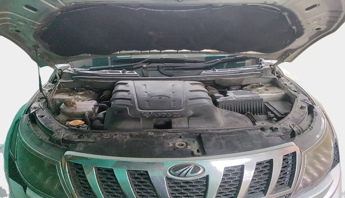 2011 Mahindra XUV500 W8, Diesel, Manual, 1,04,818 km, exterior