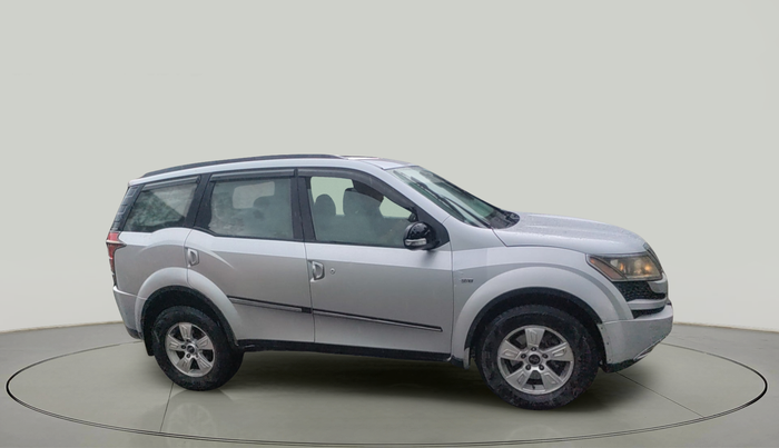 2011 Mahindra XUV500 W8, Diesel, Manual, 1,04,818 km, exterior
