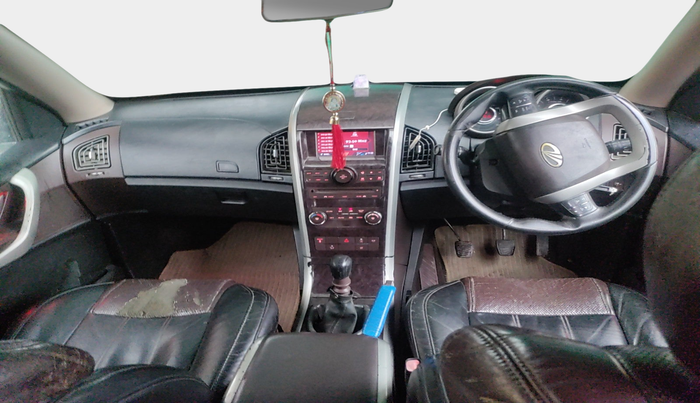 2011 Mahindra XUV500 W8, Diesel, Manual, 1,04,818 km, interior