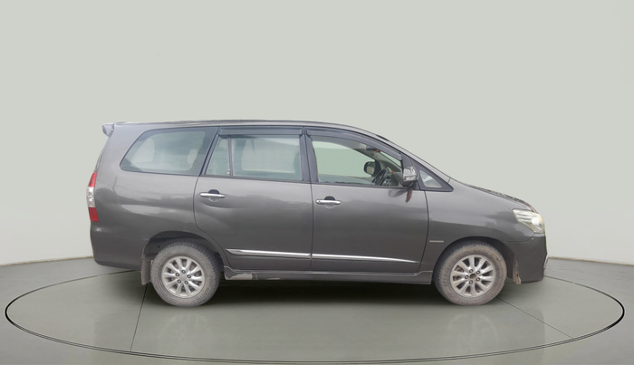 2014 Toyota Innova 2.5 VX 7 STR, Diesel, Manual, 2,65,572 km, exterior