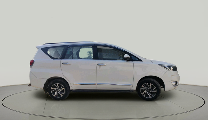 2025 Toyota Innova Crysta 2.4 GX 8STR, Diesel, Manual, 6,015 km, exterior