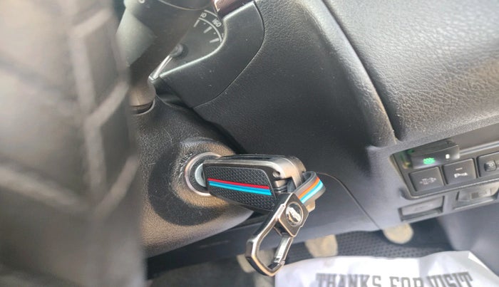 2025 Toyota Innova Crysta 2.4 GX 8STR, Diesel, Manual, 6,015 km, interior