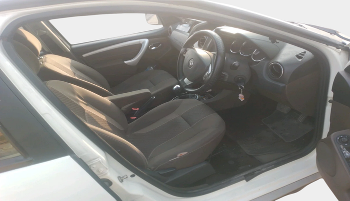 2016 Renault Duster 110 PS RXL 4X2 AMT, Diesel, Automatic, 89,305 km, interior