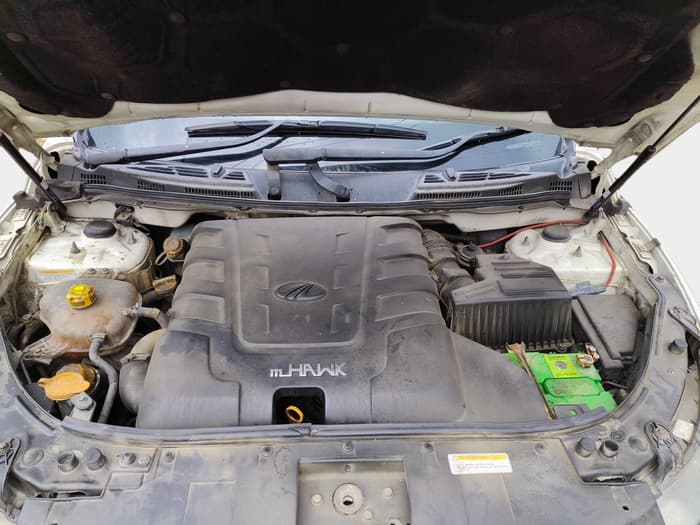 2018 Mahindra XUV500 W10, Diesel, Manual, 1,16,795 km, exterior