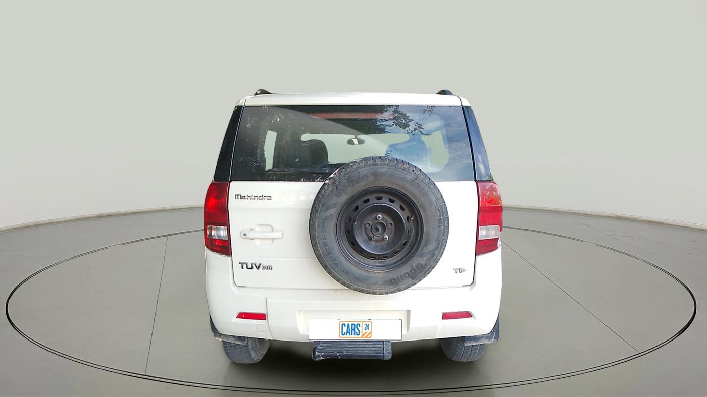 2018 Mahindra TUV300 T6 PLUS, Diesel, Manual, 82,500 km, exterior