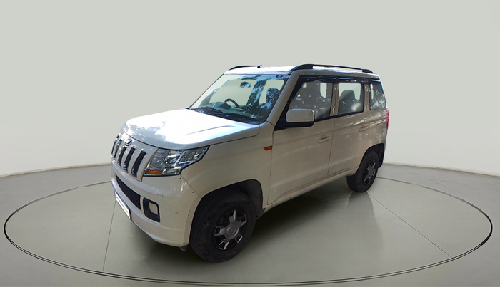 2018 Mahindra TUV300 T6 PLUS, Diesel, Manual, 80,741 km, exterior
