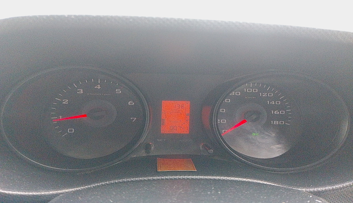 2018 Mahindra TUV300 T6 PLUS, Diesel, Manual, 80,741 km, interior