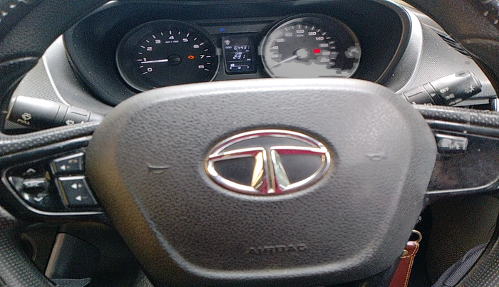 2018 Tata NEXON XM PETROL, Petrol, Manual, 64,431 km, interior