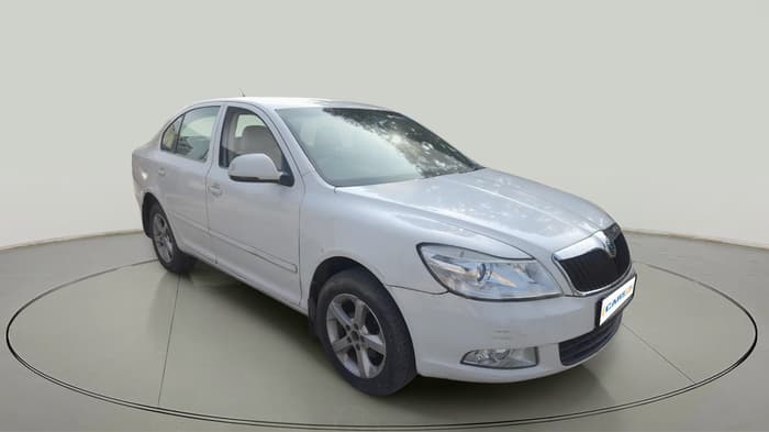 2012 Skoda Laura ELEGANCE 2.0 TDI CR MT, Diesel, Manual, 1,19,353 km, exterior
