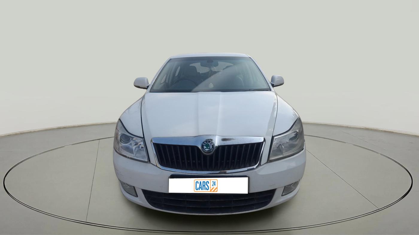2012 Skoda Laura ELEGANCE 2.0 TDI CR MT, Diesel, Manual, 1,19,353 km, exterior