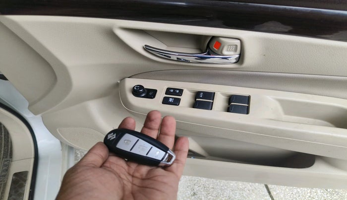 2017 Maruti Ciaz ZETA 1.4  MT PETROL, Petrol, Manual, 30,211 km, interior