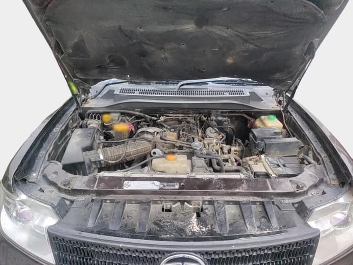 2012 Tata Safari Storme 2.2 EX 4X2, Diesel, Manual, 2,33,879 km, exterior