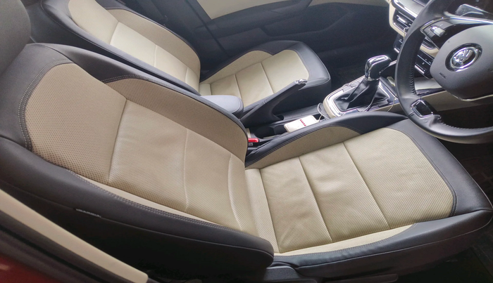 2023 Skoda SLAVIA STYLE 1.0L TSI AT, Petrol, Automatic, 8,438 km, interior