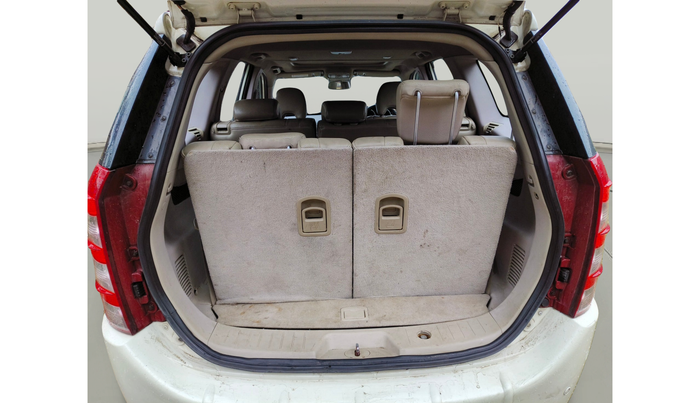 2018 Mahindra XUV500 W10, Diesel, Manual, 1,21,401 km, exterior